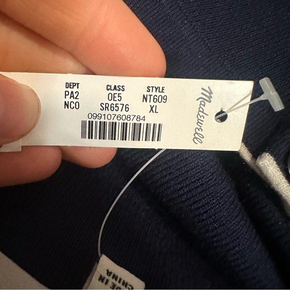 Madewell The Signature Knit Scoopneck Cardigan - Picture 5 of 5